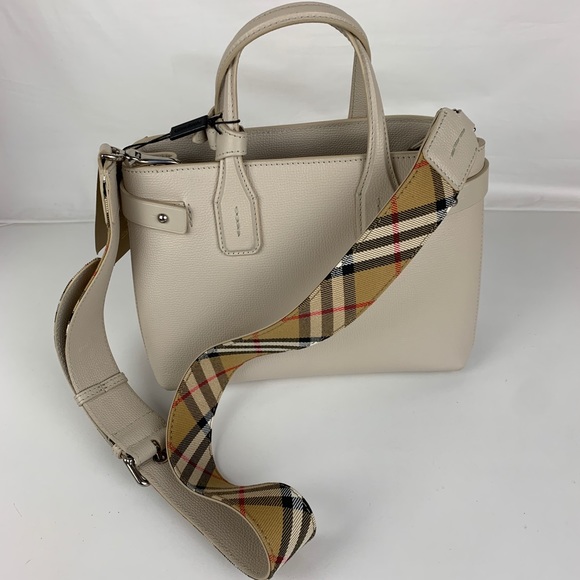 New Burberry Banner House Italian Leather Tote - Picture 4 of 8